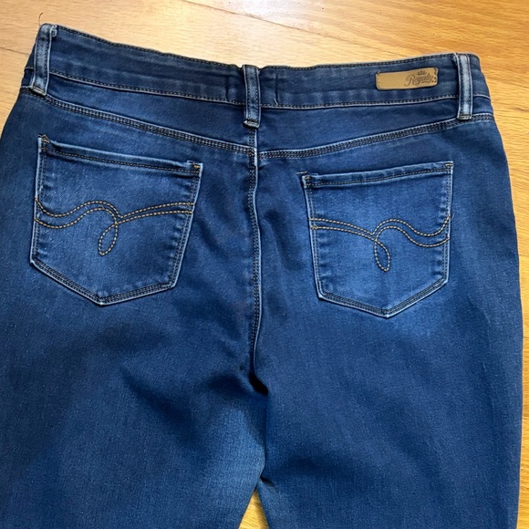 Royalty for Me jeans skinny women’s size 10 - Picture 5 of 6